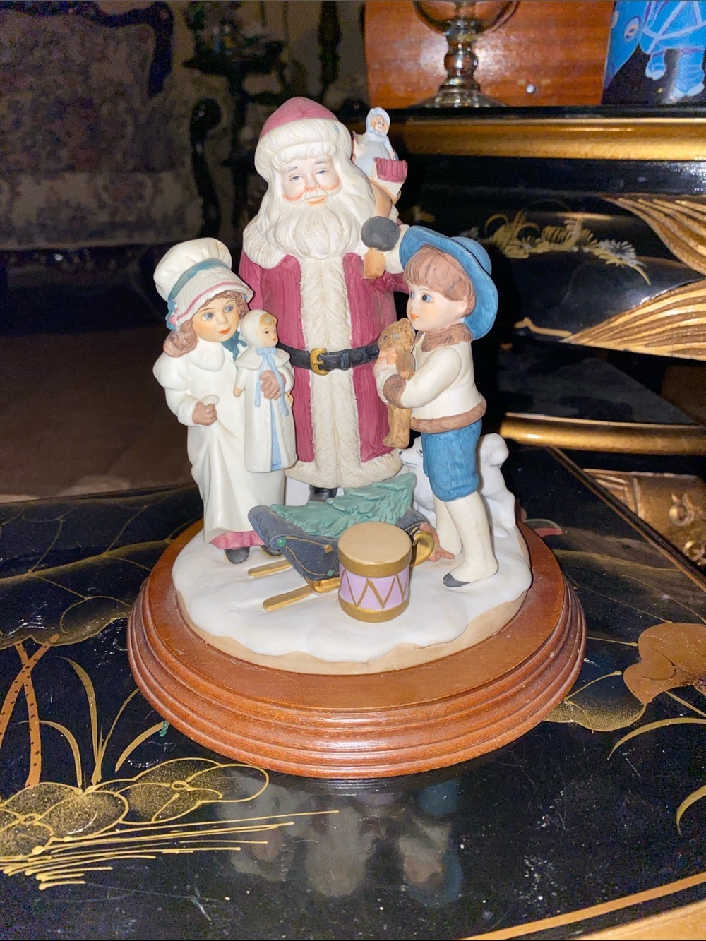JAN HAGARA FIGURINE "NIKKI AND SANTA" (WITH TIMMY)